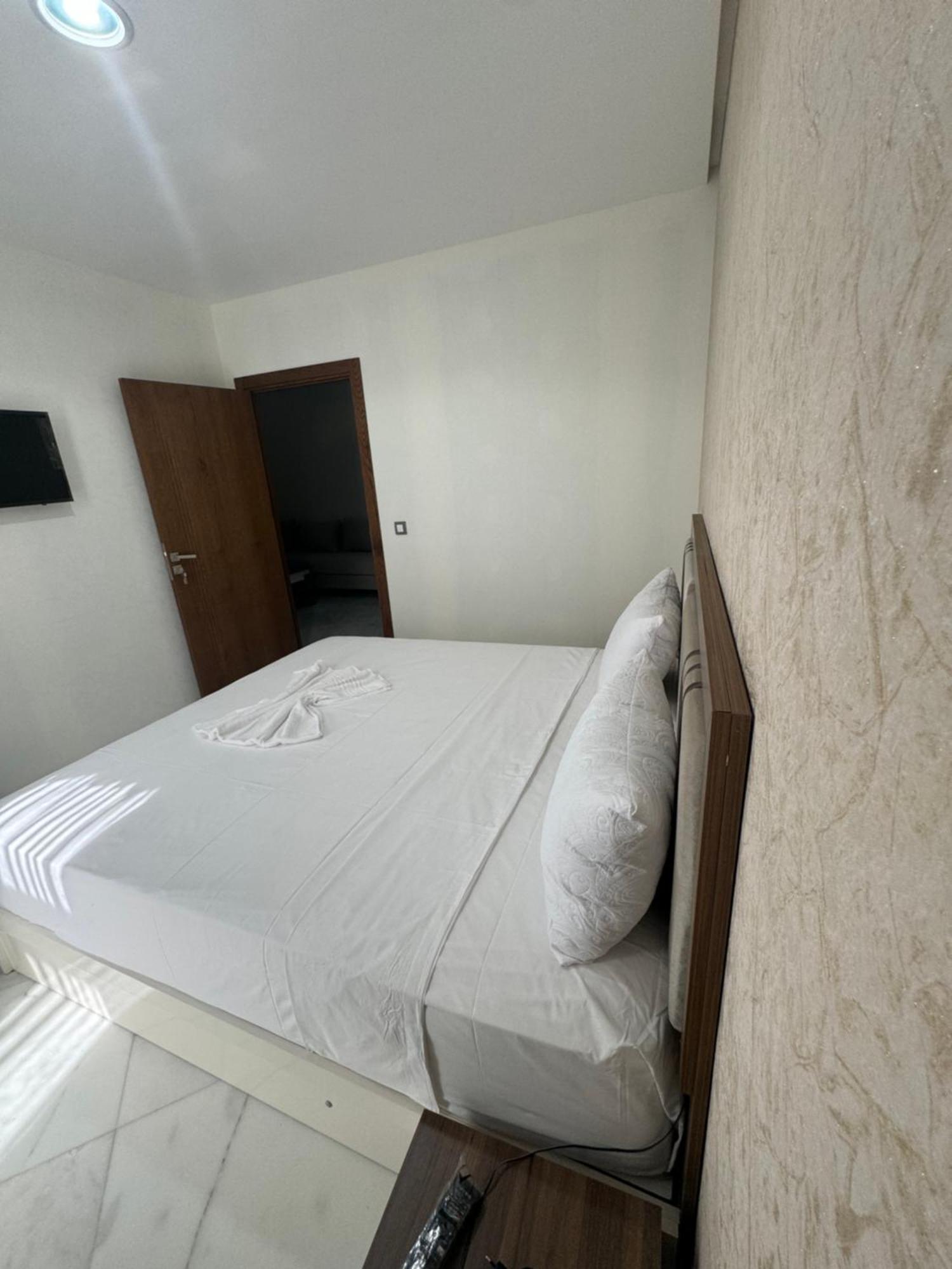 Luxury Apartment Charf Exterior photo